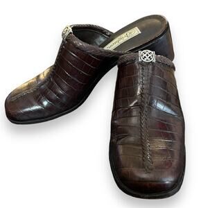 Brighton Brown Faith Crocodile Print Mules Size 8M Leather Slides Silver